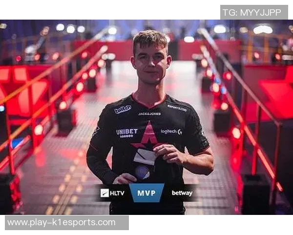 电竞新闻S15LOL赛事引发热议CSGOIG技术革新如何影响电竞未来发展